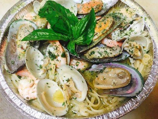 Seafood pasta dinner Bread butter, salad Choice of dressing!