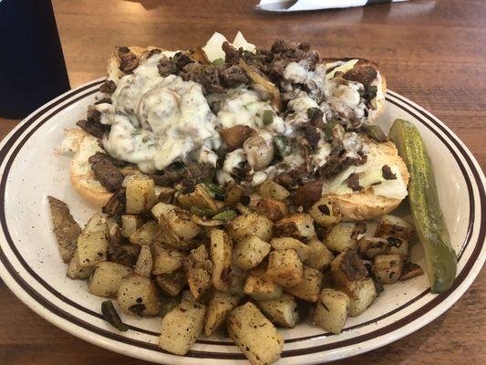 Philly cheesesteak sandwich (no tomato)