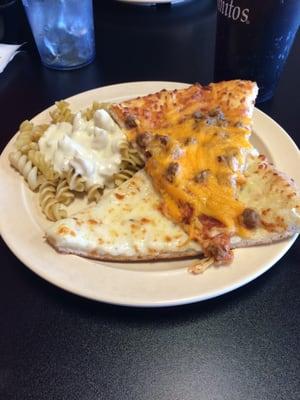 Tuscan Taco, Alfredo pizza, and Alfredo pasta.