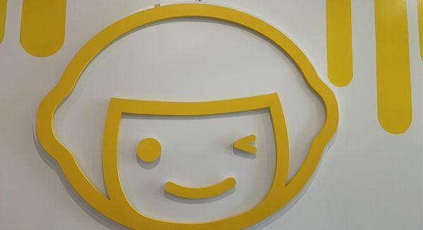 Happy Lemon Logo