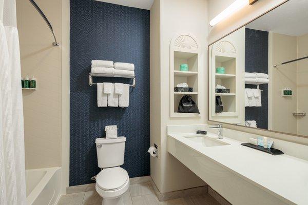 Guest room bathroom - lots of counter space!