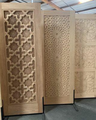 Carved mahogany entry door
Available in 30",32",36",42"x80"