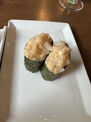 Hotate nigiri