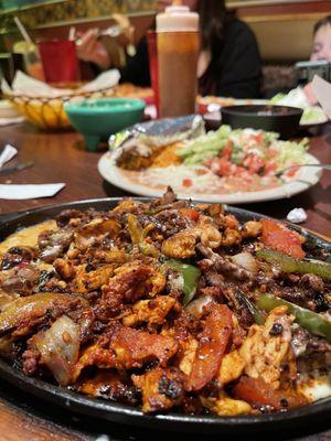 Tres Amigos Fajitas