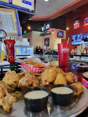 Pluckers Wing Bar