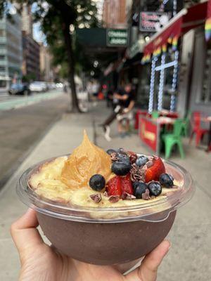 Peanut Butter Acai Bowl