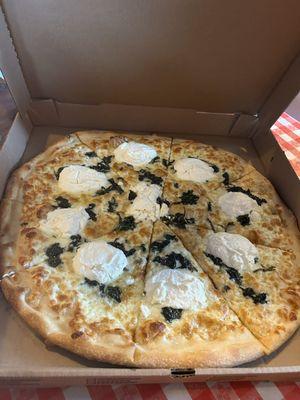 Beautiful white pizza