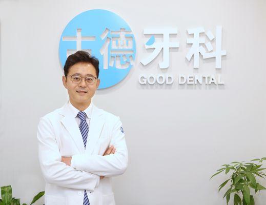 Dr. Jong W. Kim