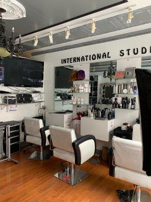 Salon area