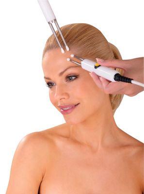 Microcurrent Sculpting Facial