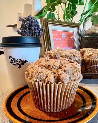 Coffee Cake Muffin & Cappuccino