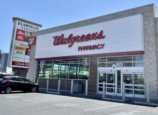 Walgreens on Flamingo and close to I-15