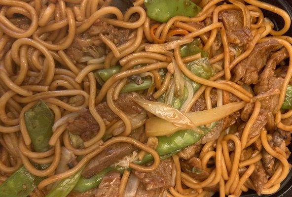 Daughter's beef lo mein