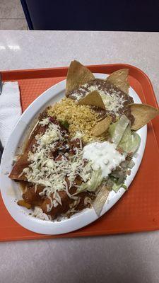 Chicken Enchilada plate - No Bueno. One of the worst plates I've tasted.