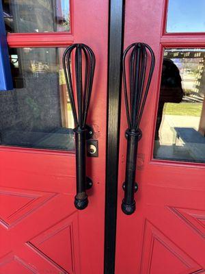 The cutest doorhandles I've ever seen in my entire life!