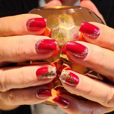 Gorgeous Holiday Manicure by Diane at Migonne Nail Bar