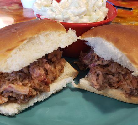 Pulled pork sliders