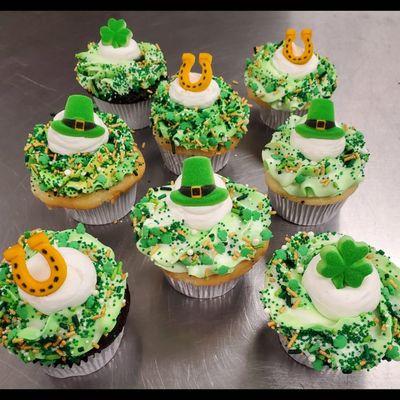 Custom cupcakes St Patrick's Day