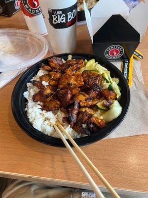 Spicy Chicken Bowl with white rice and veggies