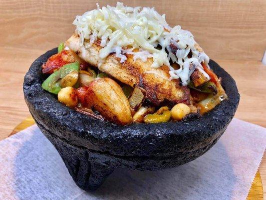 Seafood molcajete