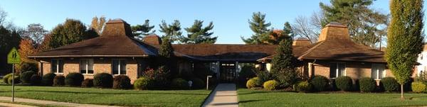 Front view of Dental Associates at Pitman. There is a ramp in the back that provides for wheelchair and disability access.