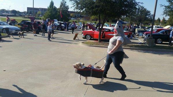 HOBIE winning the costume contest as Richard Dreyfus in Jaws...