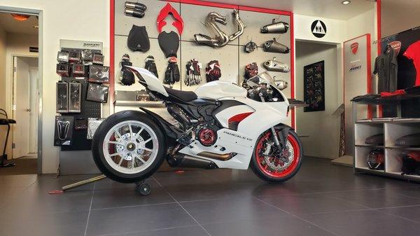 Panigale V2 Accessorized!