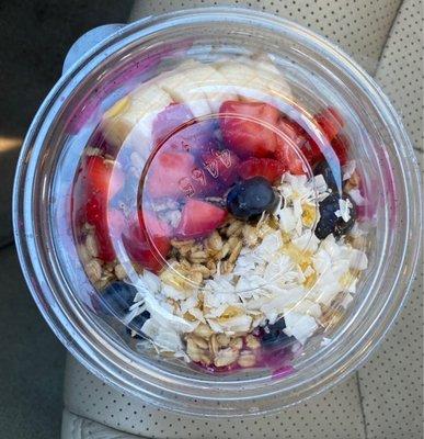 Island Pitaya bowl.