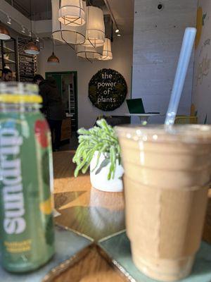 Radiant greens cold pressed juice and an espresso powerhouse smoothie! Service was amazing, lovely staff!