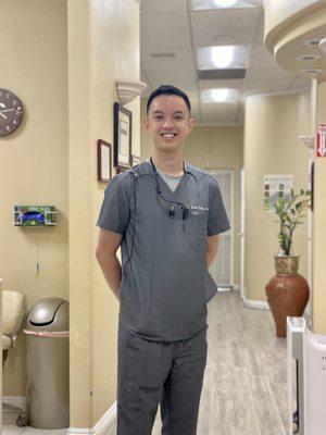 Dr. Derik Pham