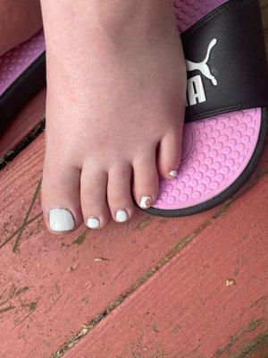 Chipping pedicure