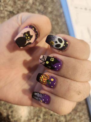 Amazing Halloween nails by Hanna