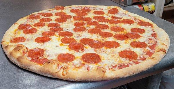 16" Pepperoni Pizza