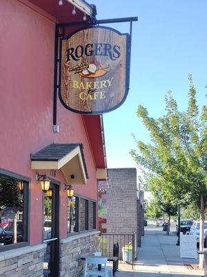 Roger's Bakery & Cafe