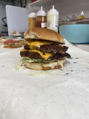 Double cheeseburger