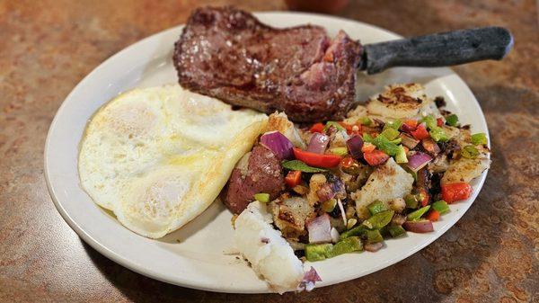 1/2 lb Ribeye Platter with side of grilled peppers and onions