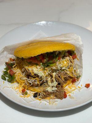 Stuffed arepa