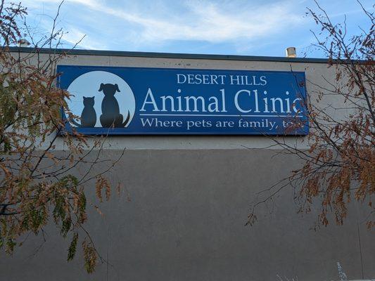 Desert Hills Animal Clinic