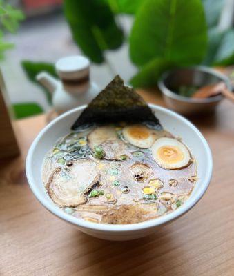 black garlic tonkotsu shoyu ramen