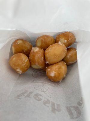 Glazed doughnut holes