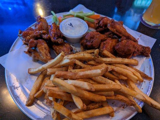 10 wings and Cajun fries