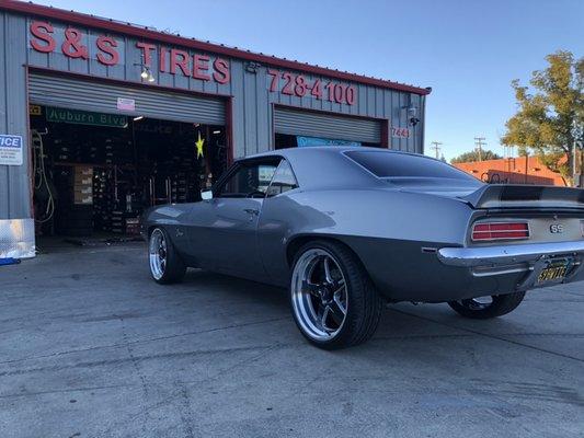 1969 camaro on 20" weld wheels