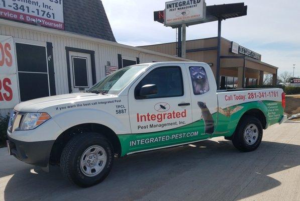 Integrated Pest Management, Inc. Full-Service Pest Control & retail store for DIY customers.