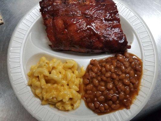 Ribs with sides