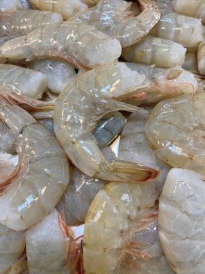 Fresh no head shrimps