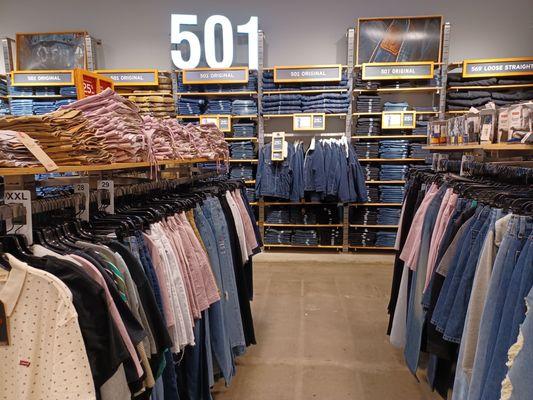 Levi's Outlet Store