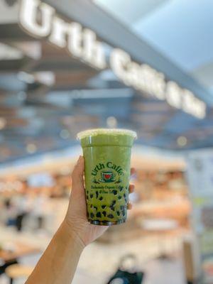 Blended matcha with boba