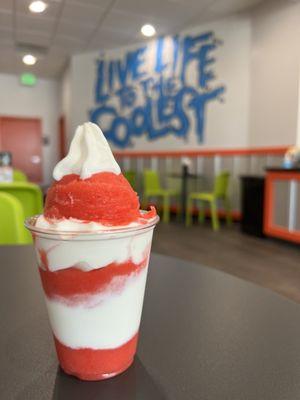 Strawberry vanilla gelati