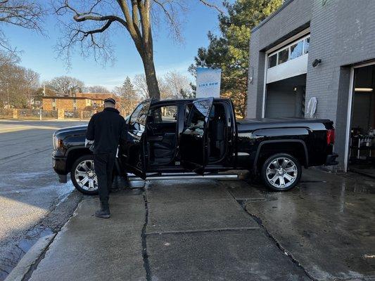 Great ! Car Deluxe Wash