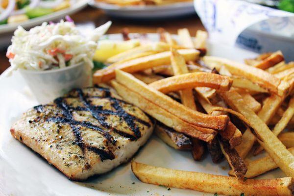 Seafood Restaurant | Grilled Fish | Pinchers | Florida